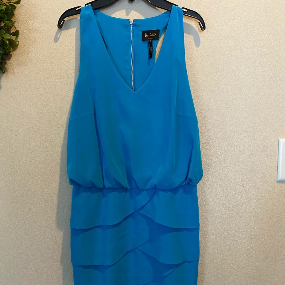 Laundry | beautiful blue dress